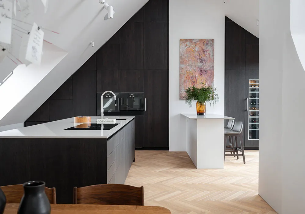 Effektive Dachgeschosswohnung in altem Haus in Stockholm - Gallery image 4