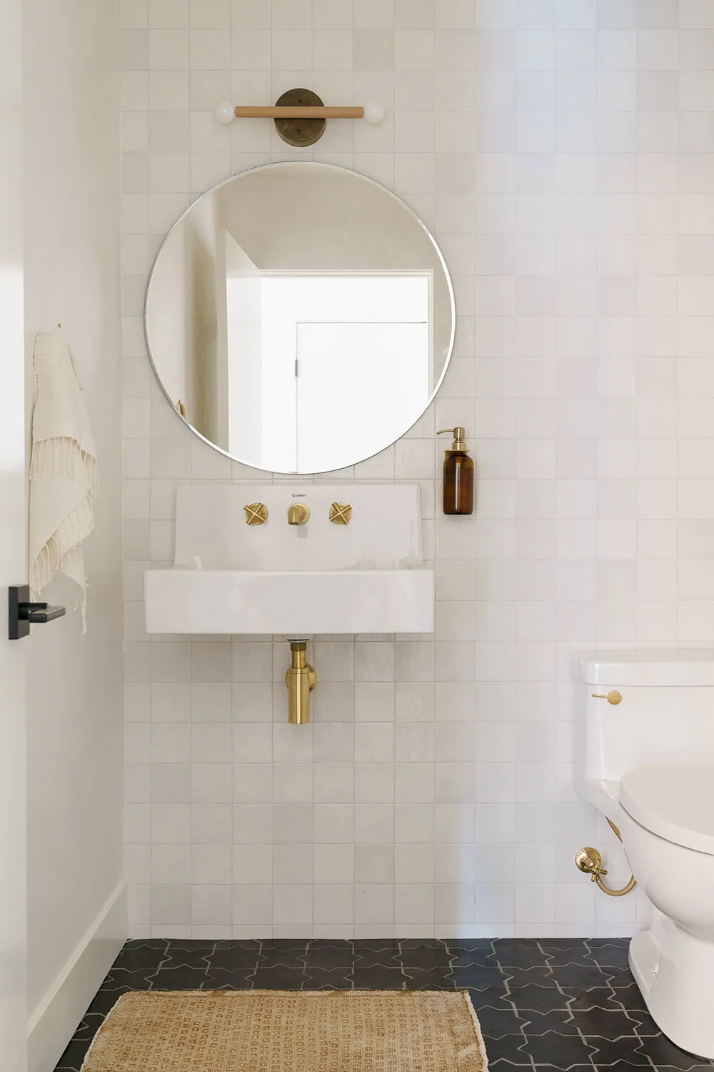 Diseño moderno cálido de una casa luminosa en San Diego - Gallery image 26