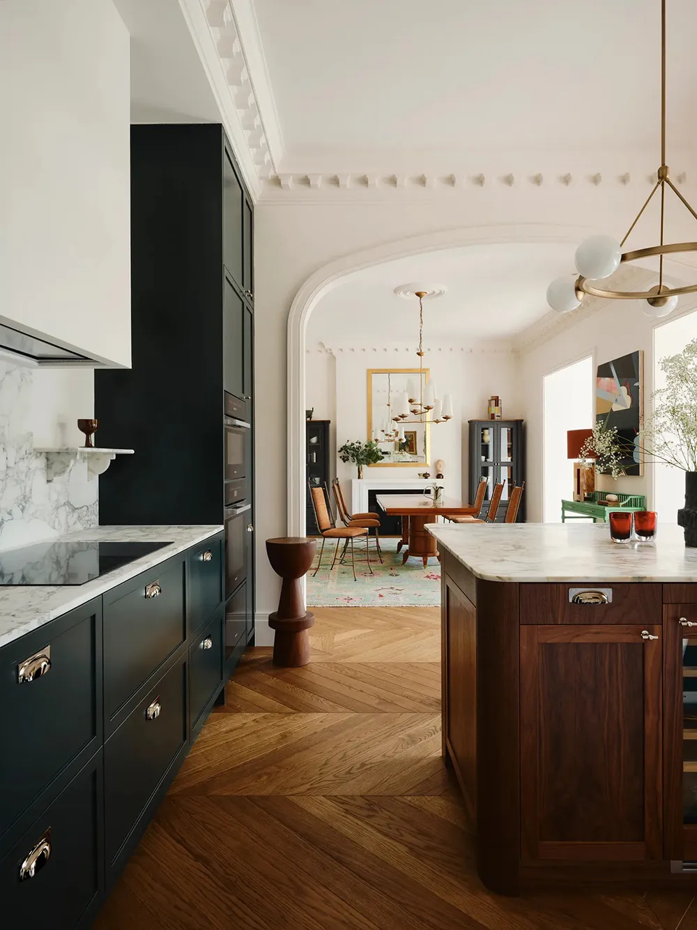 Art, Bold Accents, and English Design: A Townhouse in London - Gallery image 7