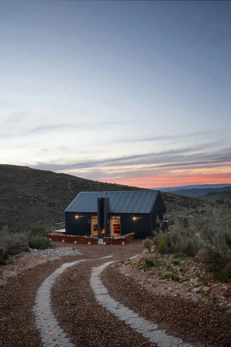 Estilo de cabaña en medio de la naturaleza salvaje de África - Gallery image 1