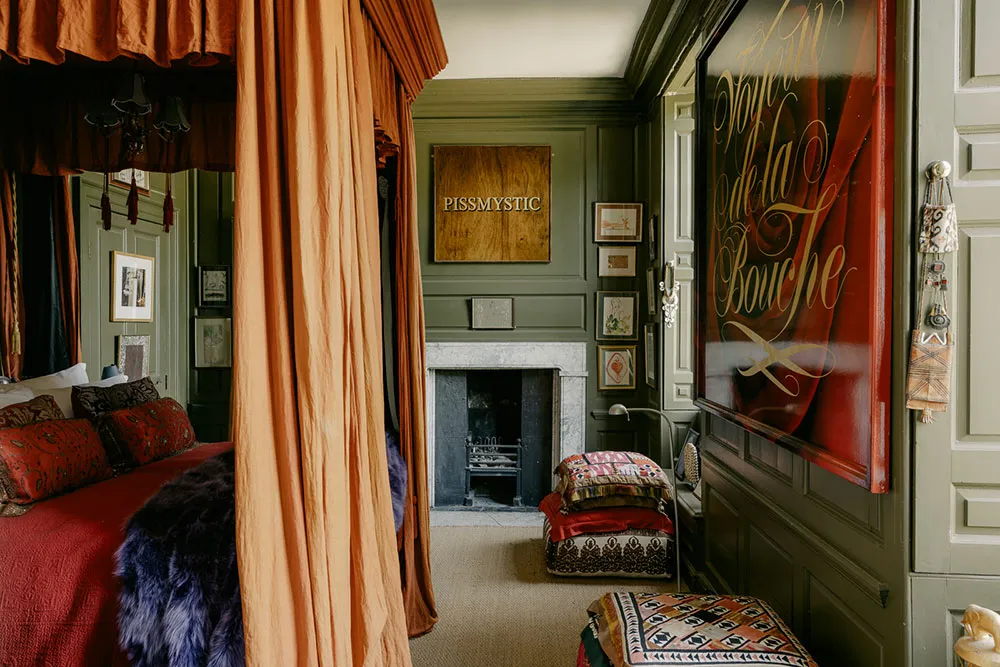 Niesamowite wnętrza starożytnego domu w stylu barok w Anglii - Gallery image 27