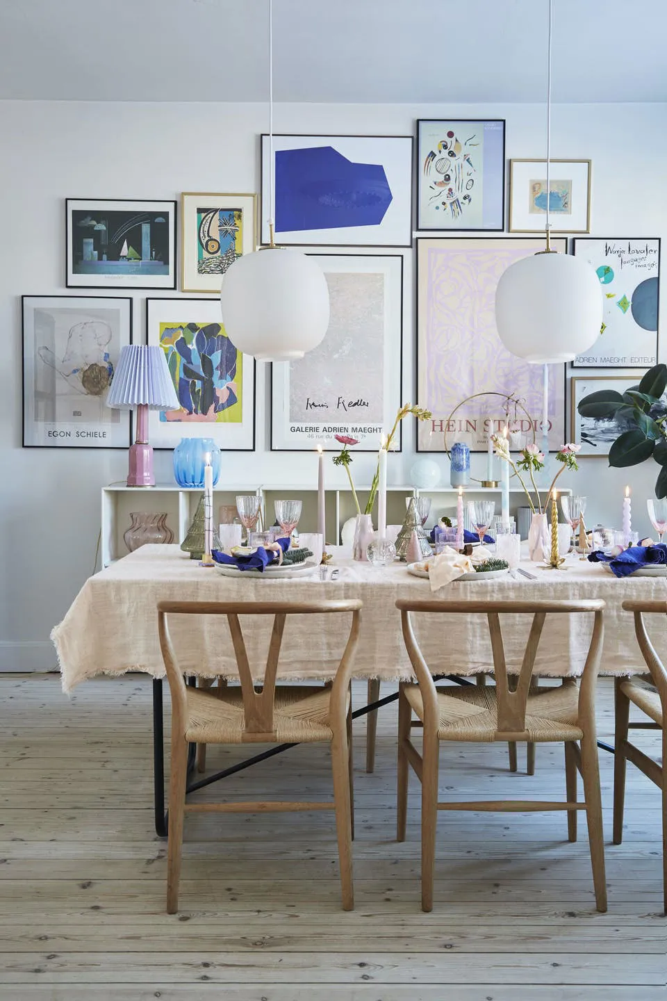 Pastel Christmas in the Home of Interior Store Owners in Denmark - Gallery image 1