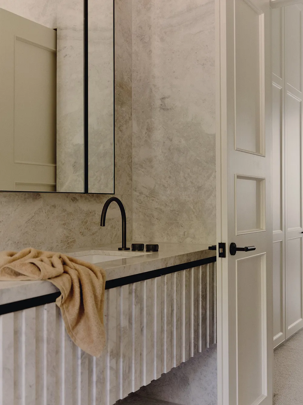 Elegancia atemporal: rehabilitación de una casa de 100 años en Melbourne - Gallery image 15