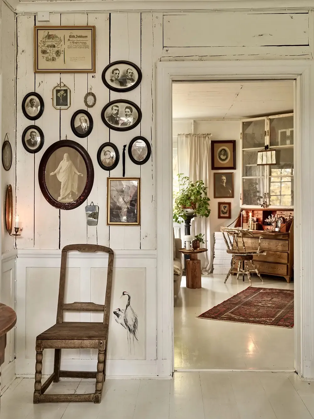 Cozy rural cottage of an artist inherited from her grandmother - Gallery image 7