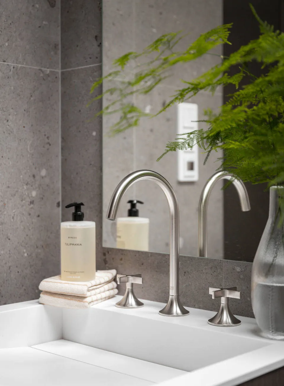 Effektive Dachgeschosswohnung in altem Haus in Stockholm - Gallery image 9