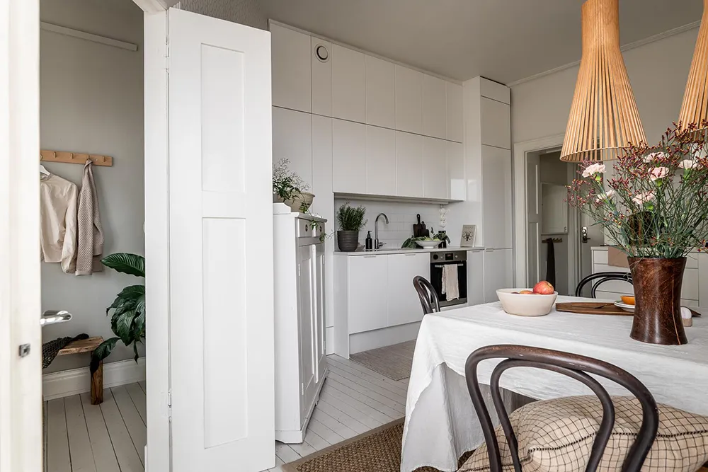 Apartamento gris en Gotemburgo con habitación pequeña y balcón (65 m²) - Gallery image 19