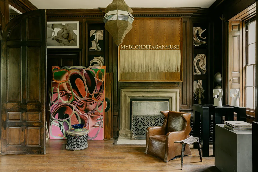 Niesamowite wnętrza starożytnego domu w stylu barok w Anglii - Gallery image 4