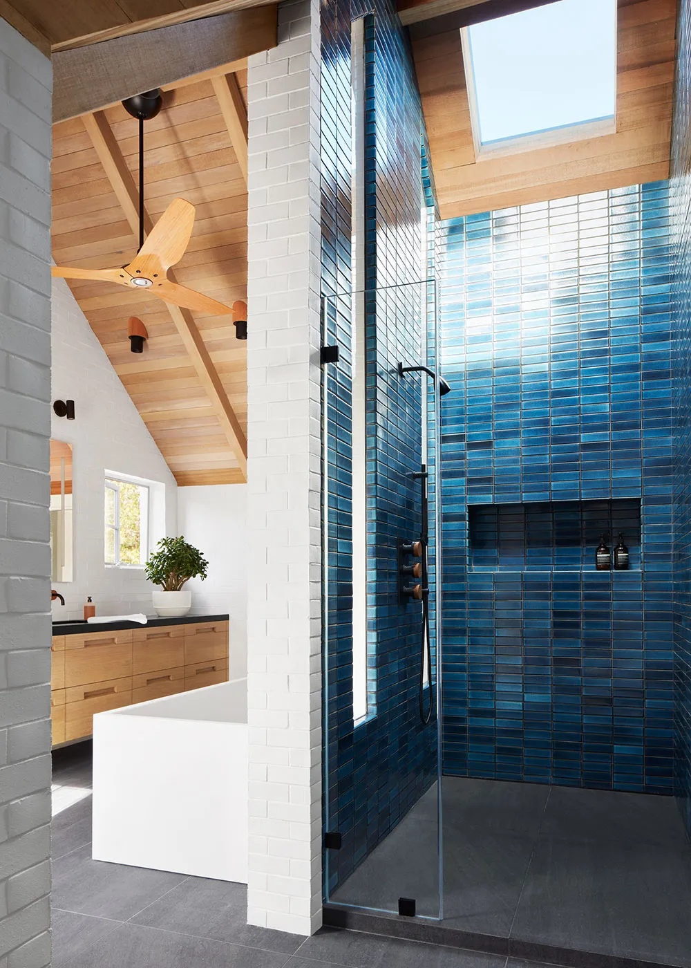 हैम्पटन में स्थित एक पारंपरिक घर के लिए नया, सुंदर डिज़ाइन… - Gallery image 9