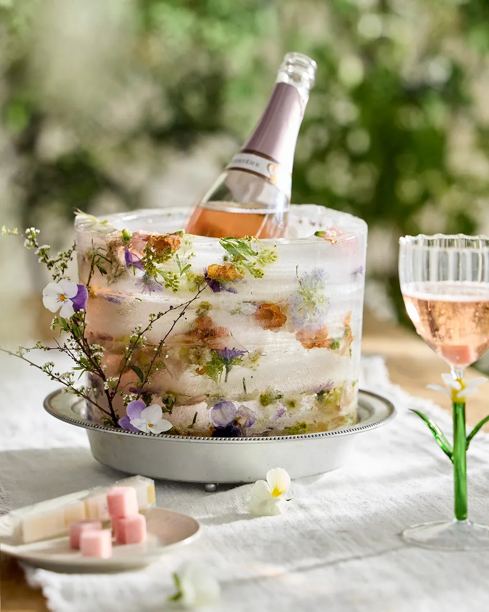 Les joies de l'été dans le nouveau catalogue d'Anthropologie Home - Gallery image 9