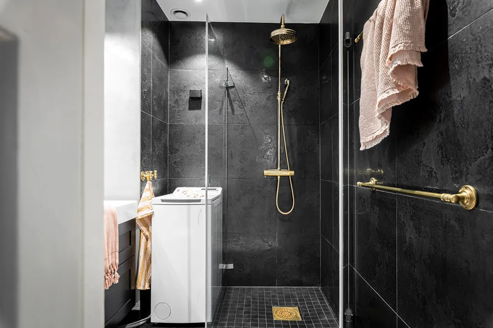 Пісочні тони, цегляна стіна та обоями: квартира в Гетеборзі (91 кв. м) - Gallery image 35