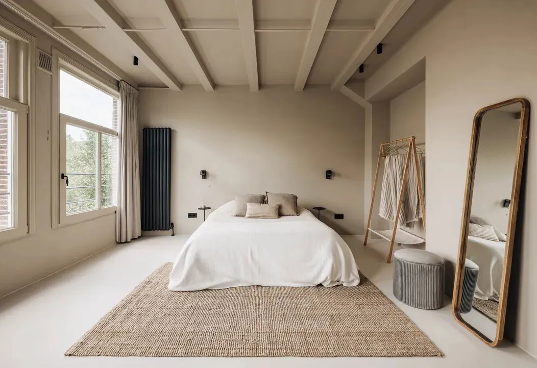 Diseño minimalista cálido en la decoración de un apartamento en una casa junto al canal en Ámsterdam - Gallery image 19