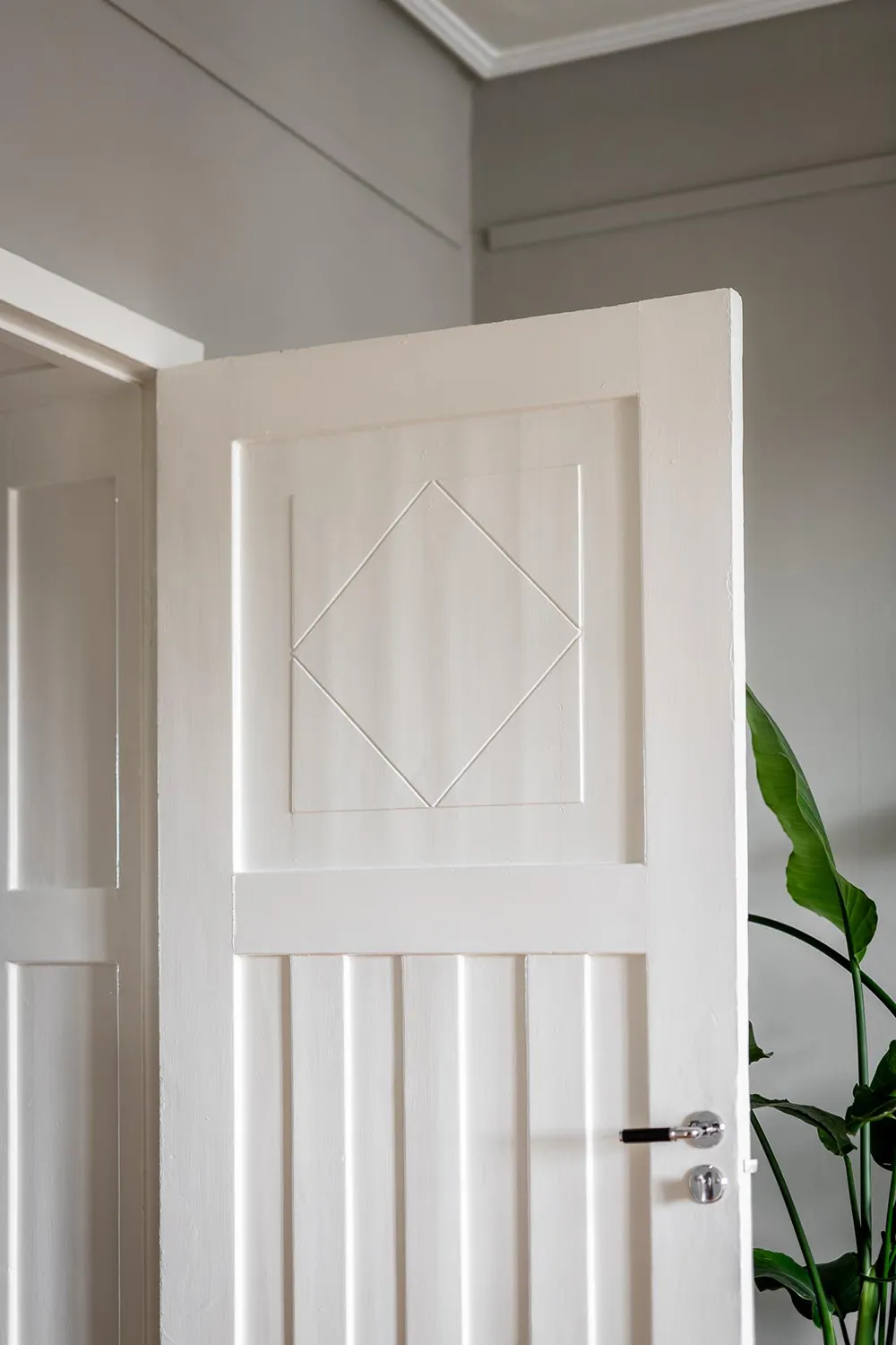 Apartamento gris en Gotemburgo con habitación pequeña y balcón (65 m²) - Gallery image 11