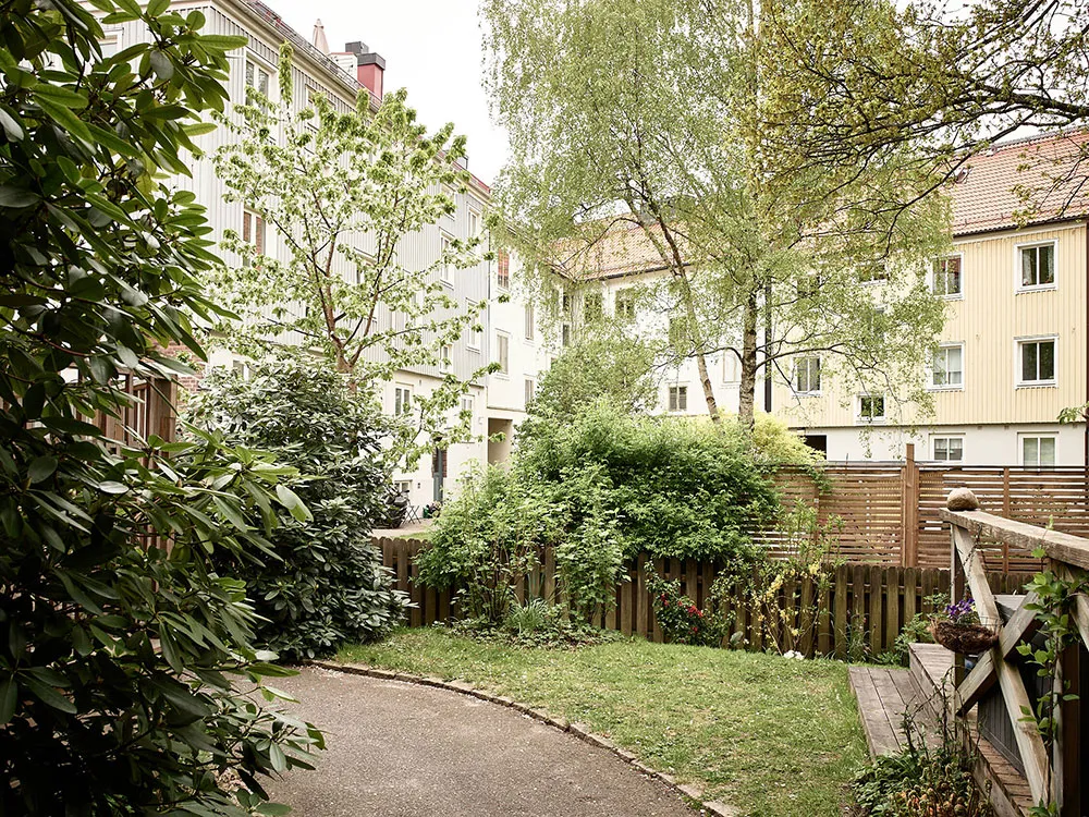 En la ciudad como en una casa de campo: diseño natural en Gotemburgo (47 m²) - Gallery image 22