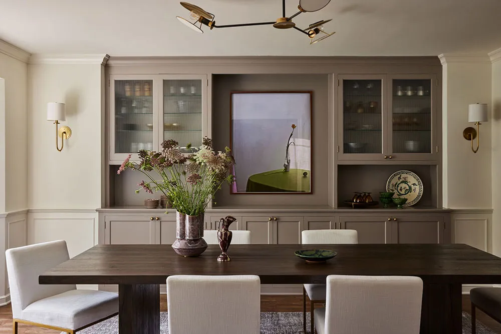 Diseño de interiores de una casa rural en Minnesota inspirada en los acogedoros pubs ingleses - Gallery image 13