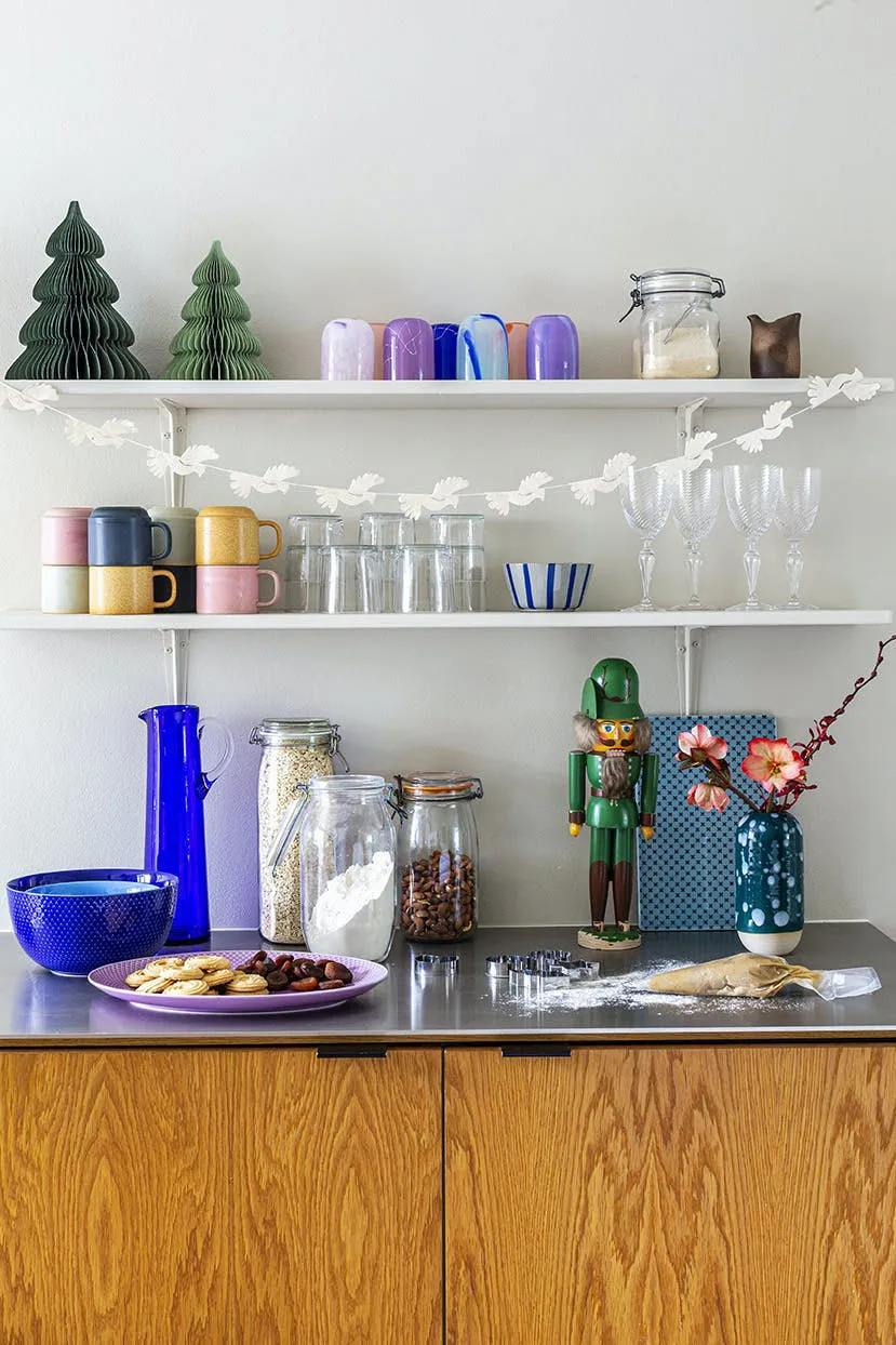 Blau mit Rot: Ungewöhnlicher Weihnachtsdekor in Dänemark - Gallery image 10