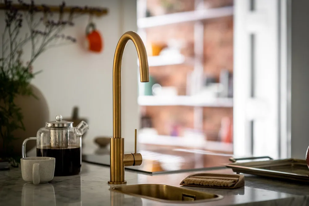 Пісочні тони, цегляна стіна та обоями: квартира в Гетеборзі (91 кв. м) - Gallery image 25