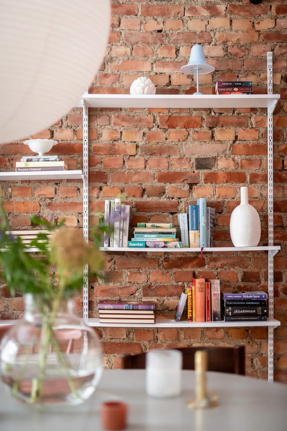 Пісочні тони, цегляна стіна та обоями: квартира в Гетеборзі (91 кв. м) - Gallery image 14