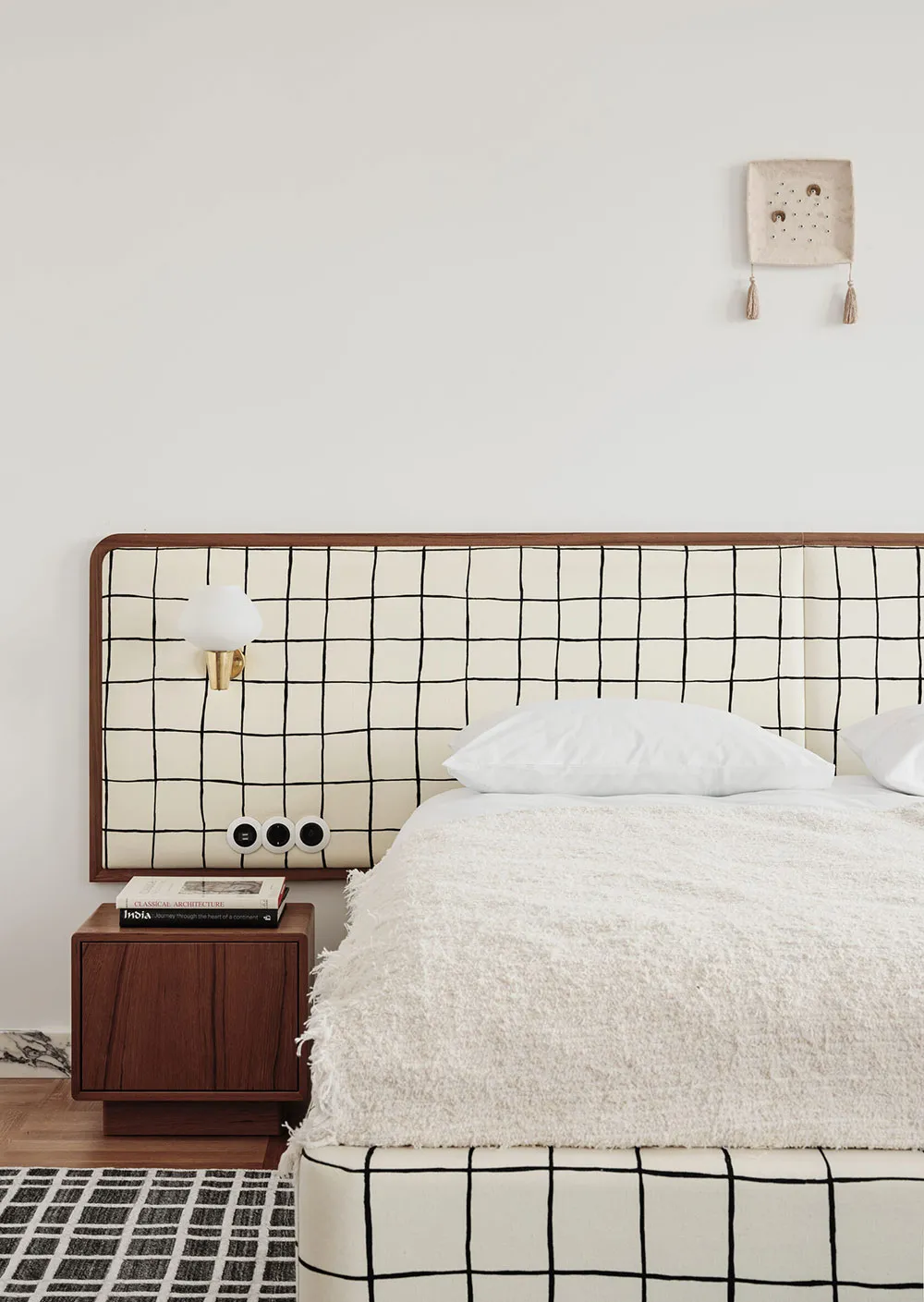 Mały, ale bardzo niezwykły apartament z widokiem na Nezu w Sankt Petersburgu (49 m²) - Gallery image 1