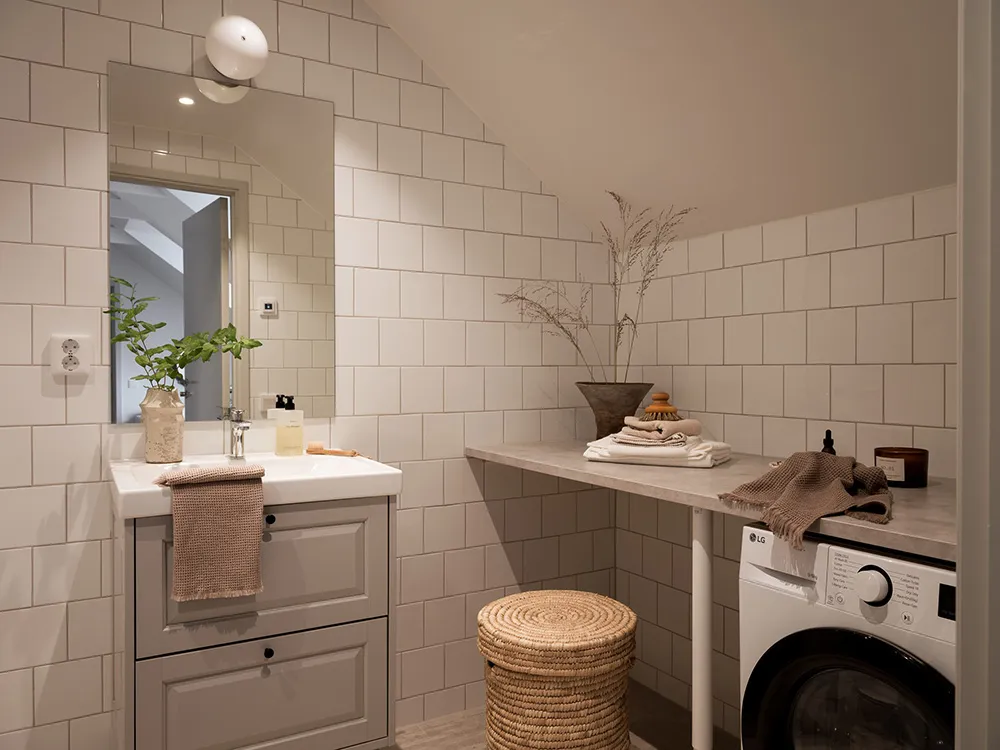 Маленькая квартира-студия на чердаке с нежным интерьером (35 кв. м) - Gallery image 22