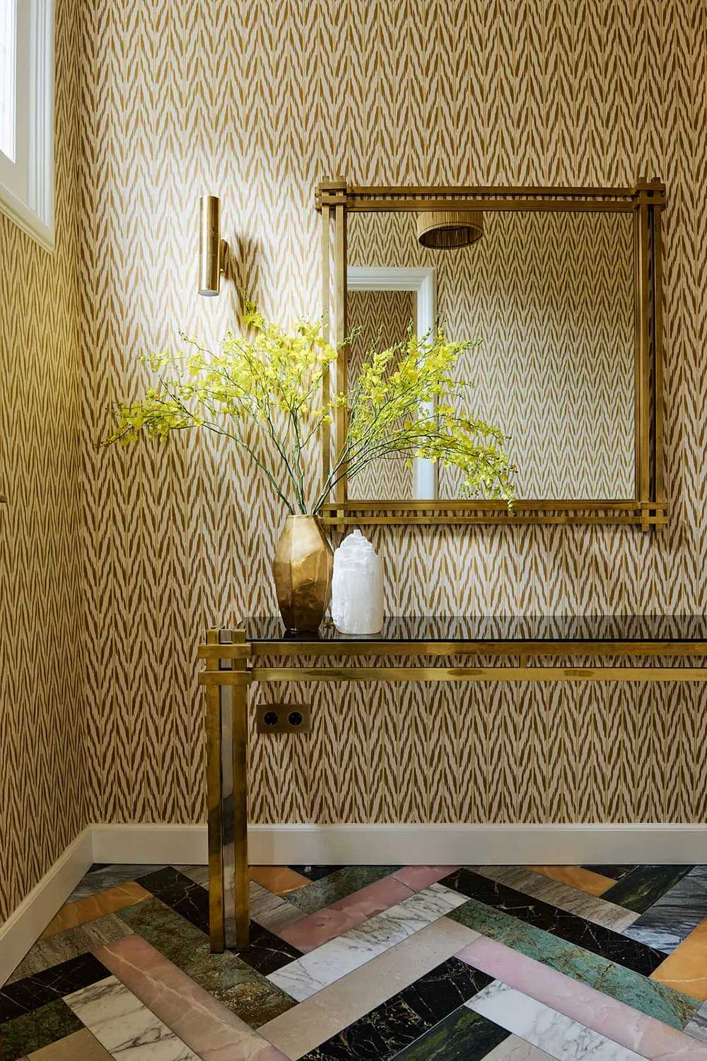 Colores vibrantes y estampados: una impresionante villa en Ámsterdam - Gallery image 16