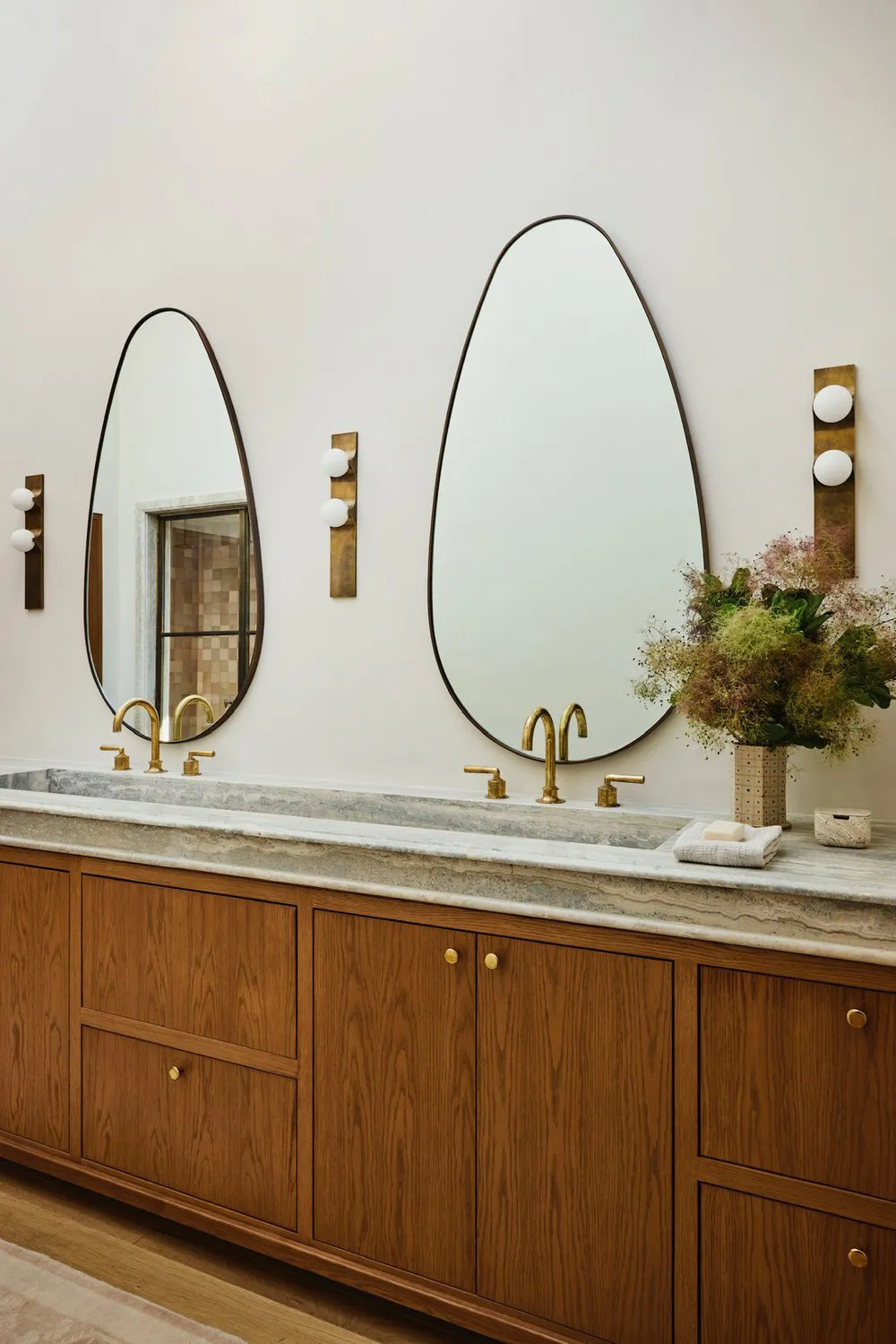 La maison de la famille d'un guitariste de rock à Los Angeles - Gallery image 16