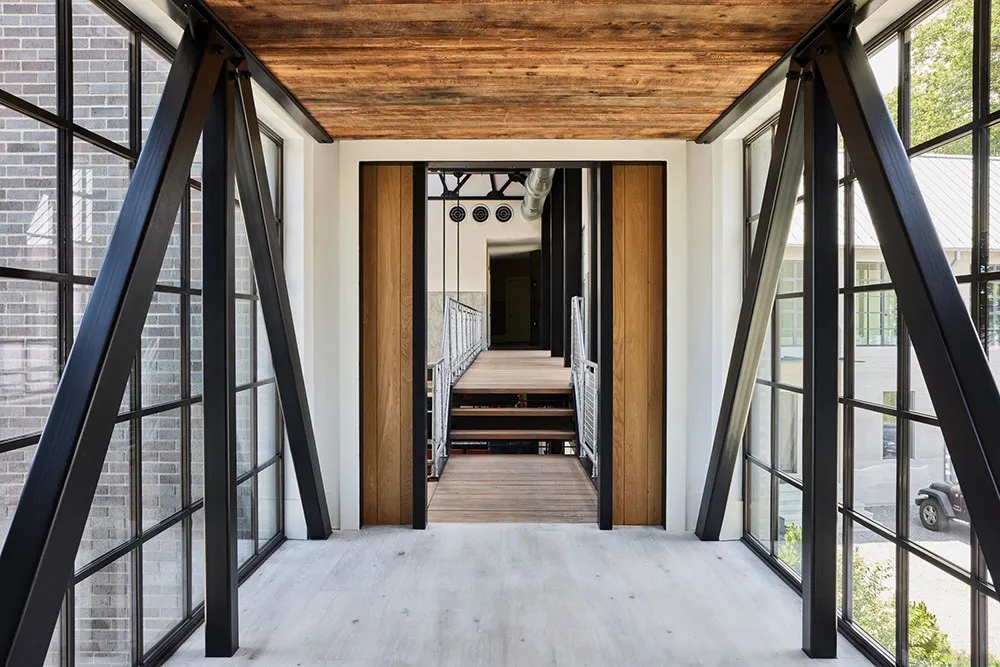 Masterclass im Industriestil: beeindruckendes Haus in Connecticut - Gallery image 24