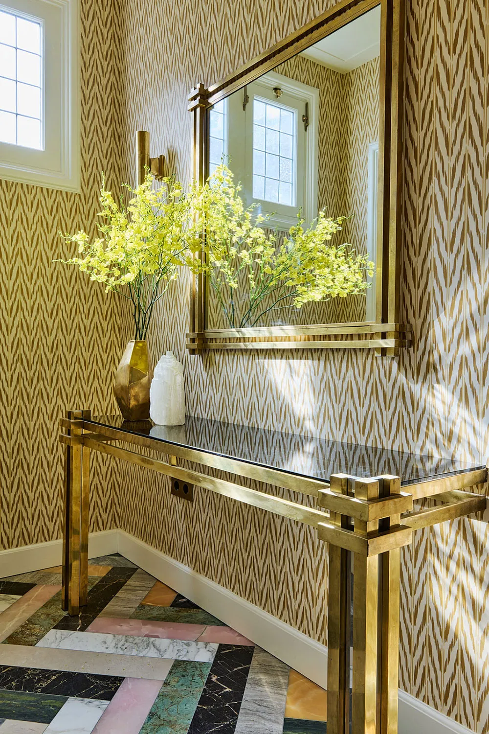 Colores vibrantes y estampados: una impresionante villa en Ámsterdam - Gallery image 17