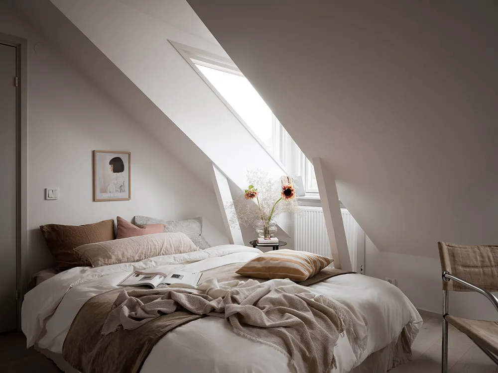 Маленькая квартира-студия на чердаке с нежным интерьером (35 кв. м) - Gallery image 6