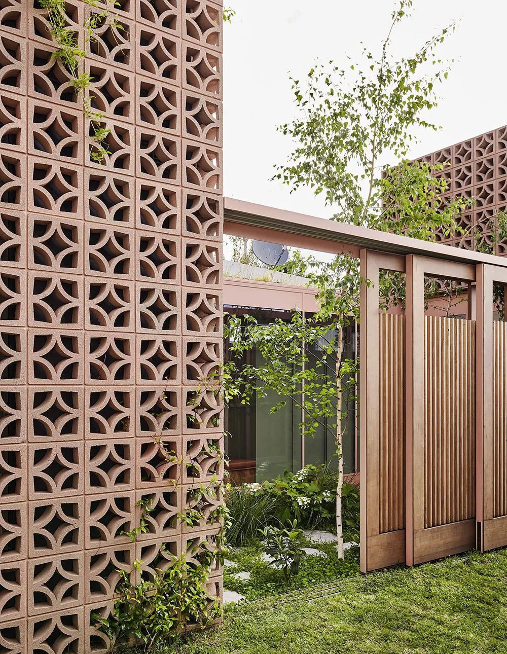 Hermoso refugio familiar de fotógrafo con patio en Melbourne - Gallery image 29