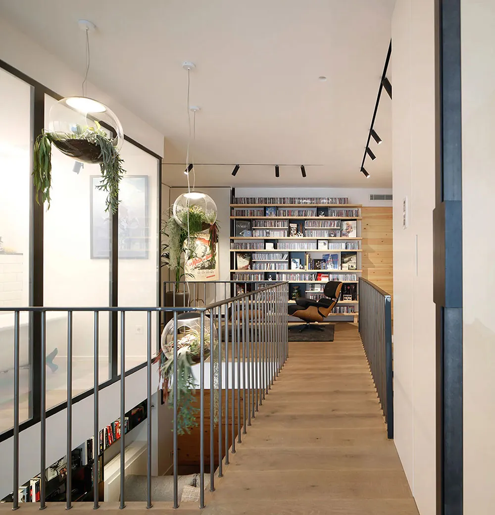 Impressive 4-Story Private House in Barcelona - Gallery image 6