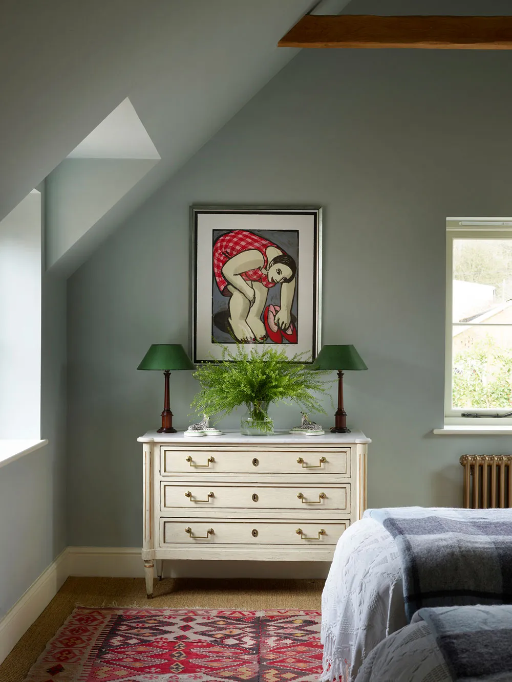 Reino de impresiones coloridas en el diseño de una acogedora casa inglesa - Gallery image 17