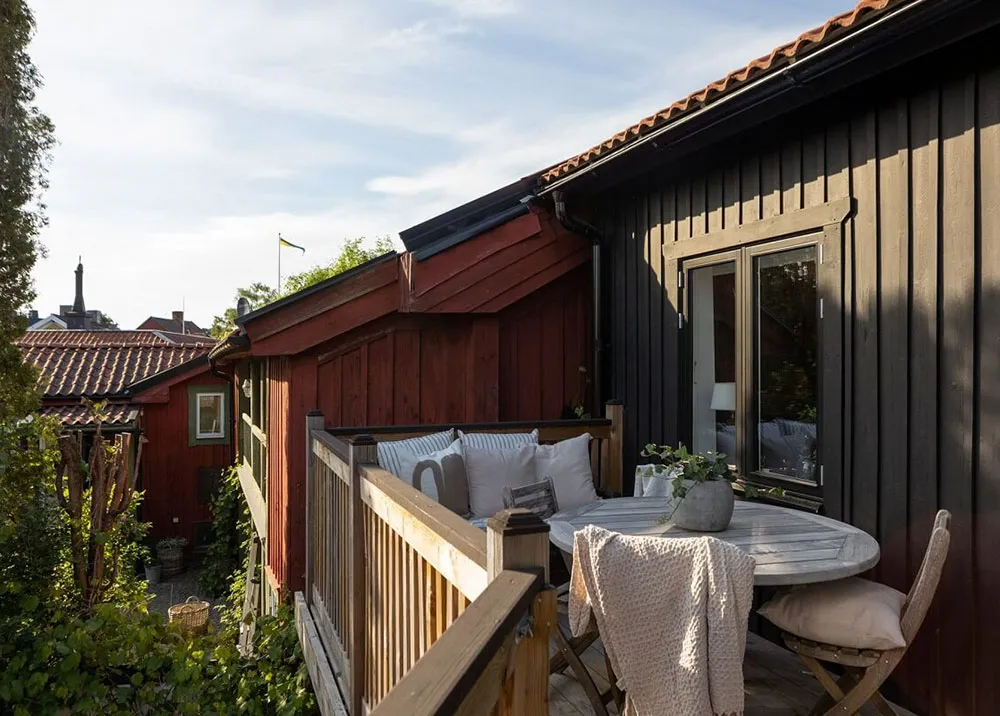 Контрастный и стильный интерьер небольшого дома в Швеции - Gallery image 17