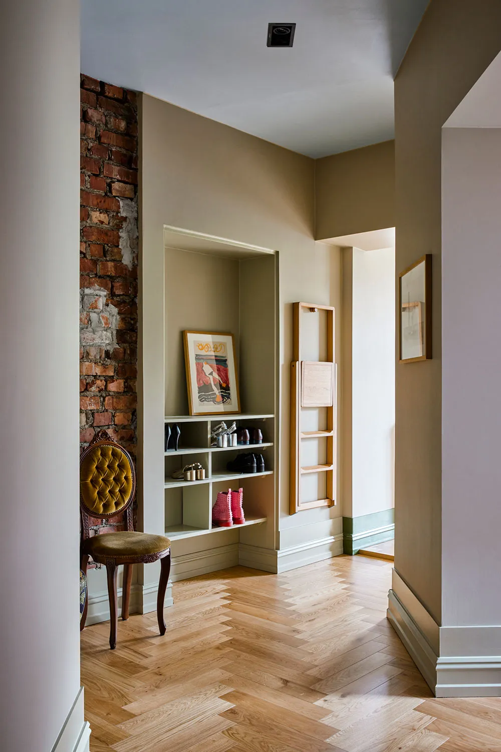 オスロの旧市街地にあるカラフルなアパートの内装 - Gallery image 5