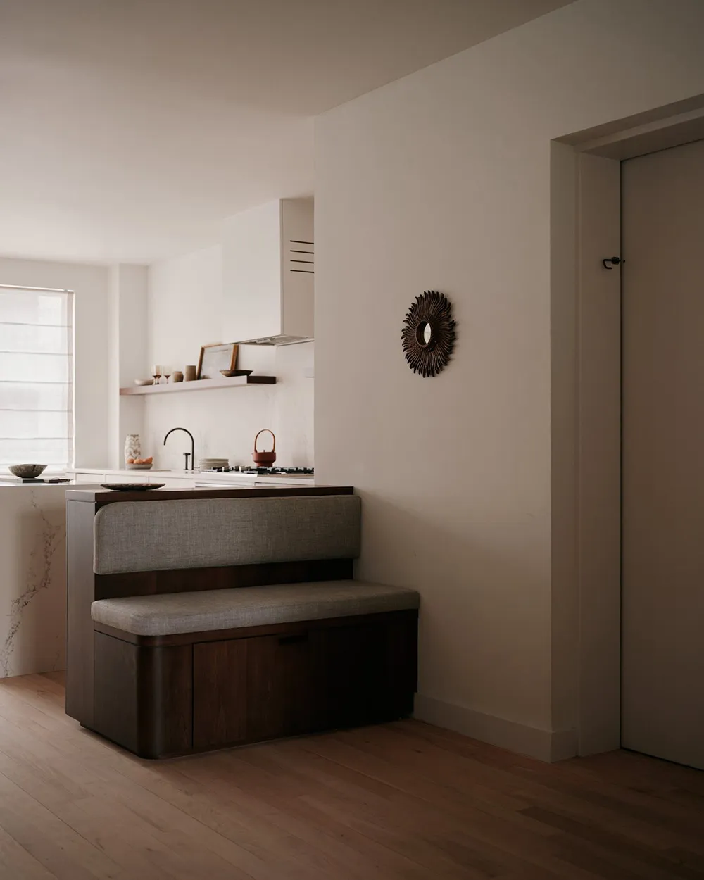 Soft Minimalism in New York Apartment Design - Gallery image 20