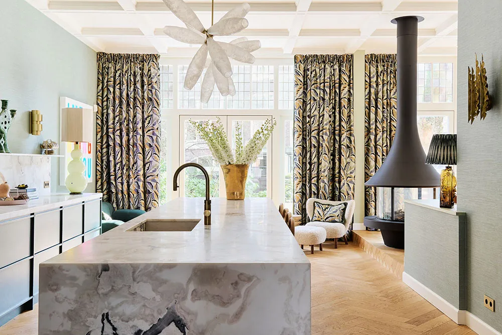 Colores vibrantes y estampados: una impresionante villa en Ámsterdam - Gallery image 7