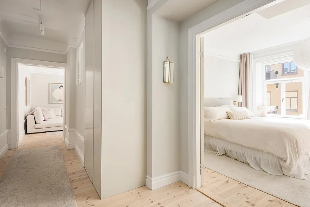 Bright and cozy pastel interior in Stockholm (88 sq. m) - Gallery image 27