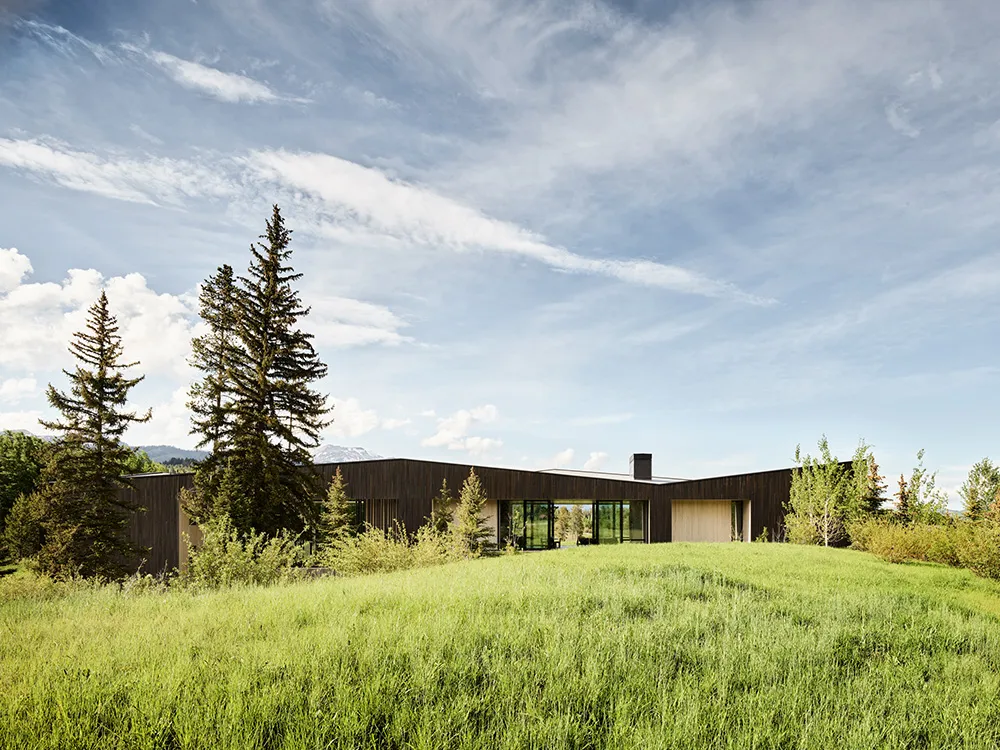 Stilvolle und gemütliche Interieurs moderner Häuser in der Eichenhecke in Kalifornien - Gallery image 41