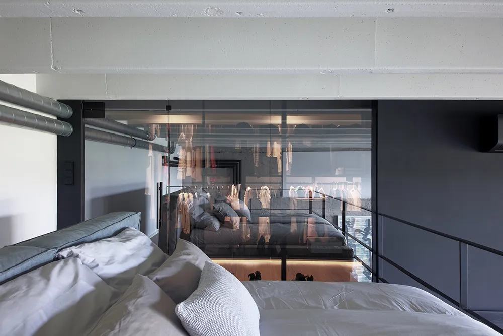 Mały przestrzeń przemysłowego loftu w Pradze - Gallery image 15