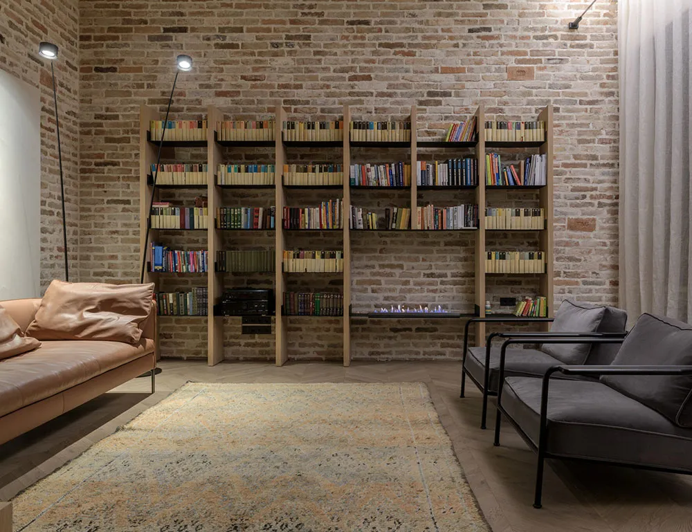 Minimalismo cálido con pared de ladrillo para familia joven en Kiev (95 m²) - Gallery image 12