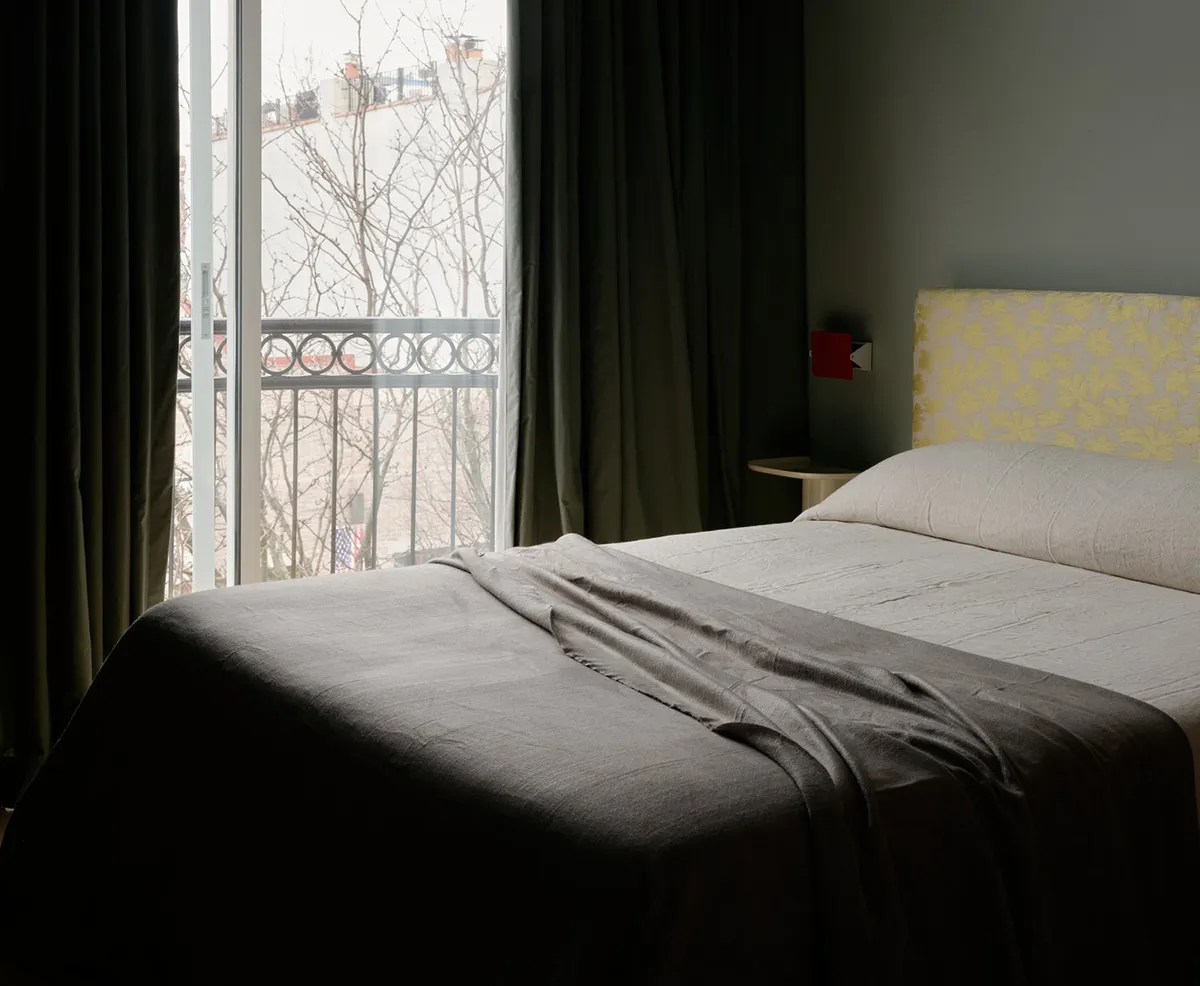 Soft Minimalism in New York Apartment Design - Gallery image 17