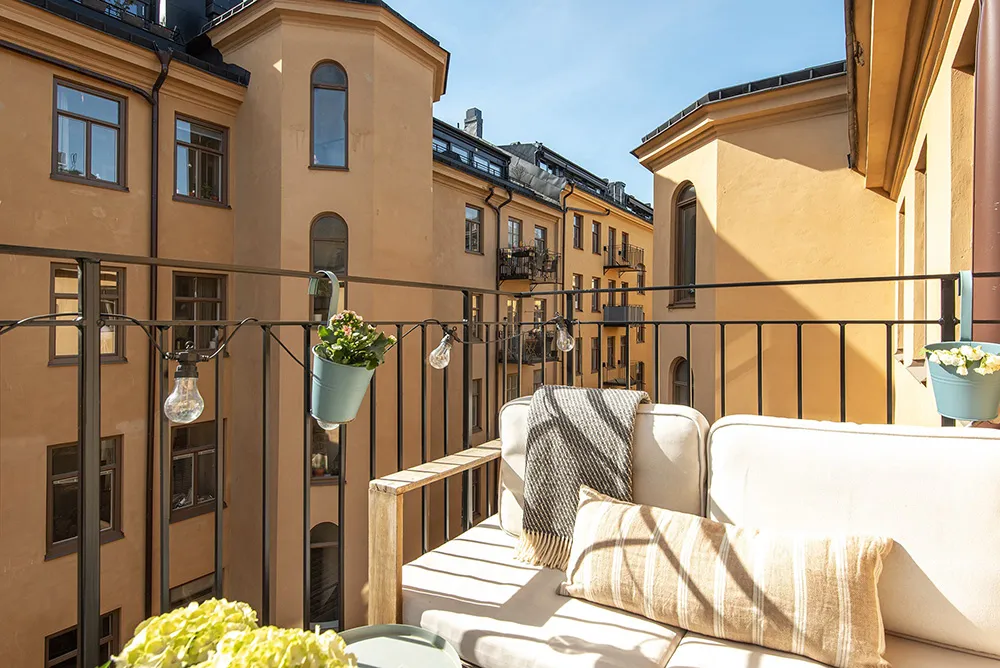 Bright and cozy pastel interior in Stockholm (88 sq. m) - Gallery image 6