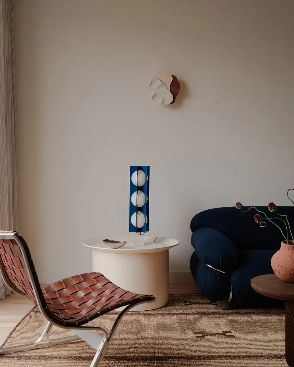 Soft Minimalism in New York Apartment Design - Gallery image 4