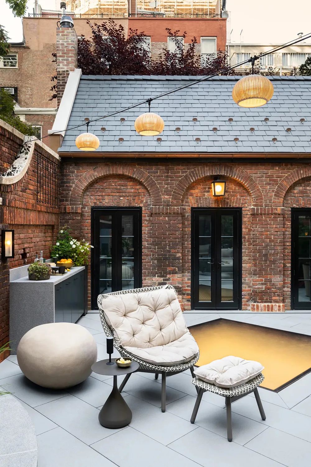 Arquitectura elegante, diseño elegante y magnífico patio trasero: townhouse en Nueva York - Gallery image 31