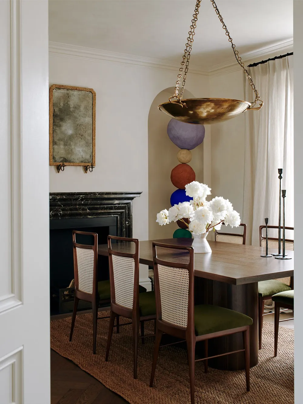 Charming Interior of a Historical Townhouse in Notting Hill - Gallery image 3