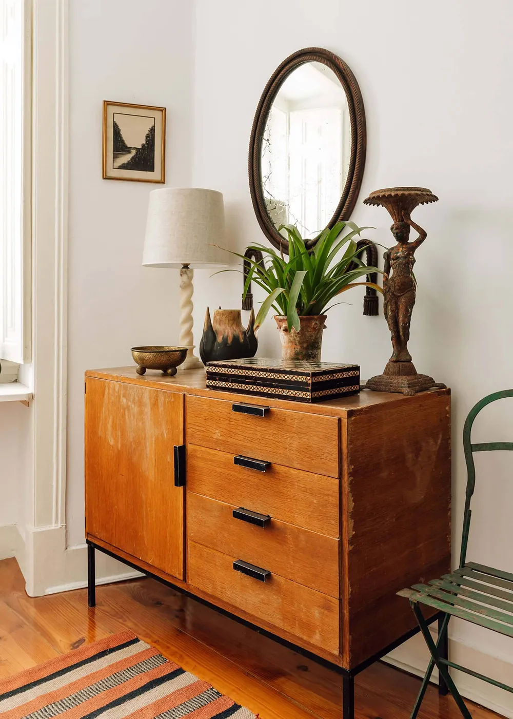 Квартира в Лиссабоне как экспозиция оригинального винтажного декора - Gallery image 17