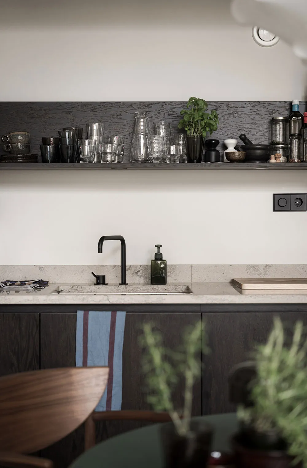 Scandinavian Loft with Stylish Decor and Mezzanine (67 sq. m) - Gallery image 11