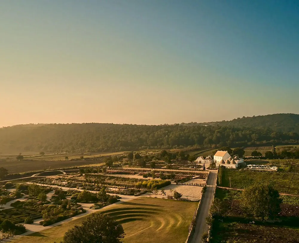 Stone Arches and Stylish Design: Traditional Apulian Cottage in Italy - Gallery image 23