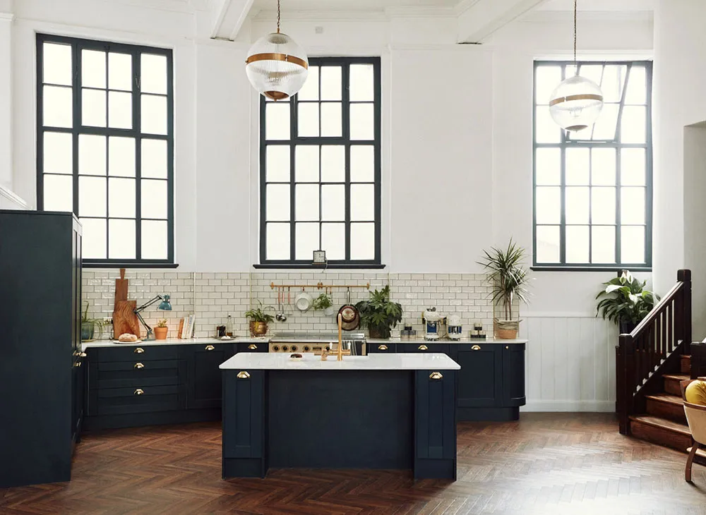 Un magnifique loft moderne dans un ancien bâtiment ecclésiastique en Angleterre - Gallery image 7