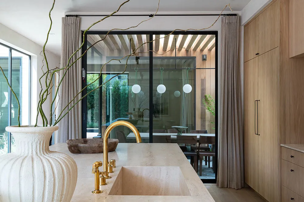 Une maison moderne, calme et chaleureuse en Californie - Gallery image 13