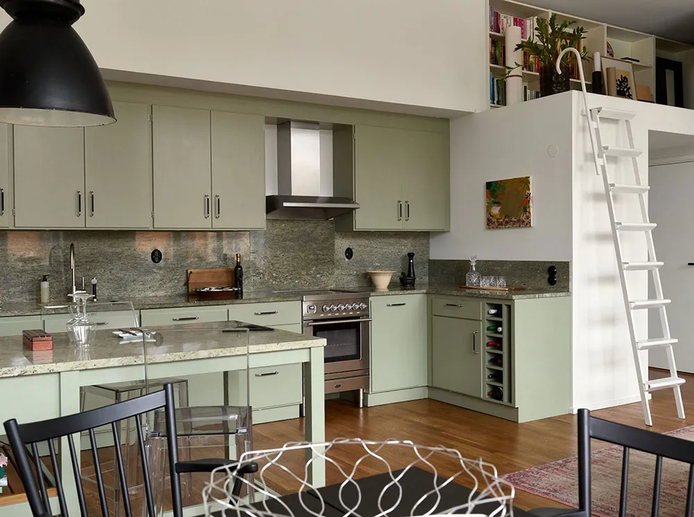 Live Loft in Former Post Office Building in Stockholm (69 sqm) - Gallery image 8